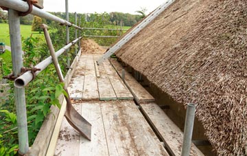advantages of Stragglethorpe thatch roofing
